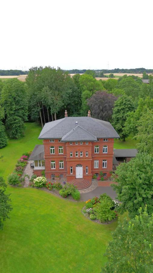Haus Im Park Apartment Wesselburen Exterior photo